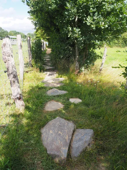 Ferme de la Planche (barefoot path) (België)